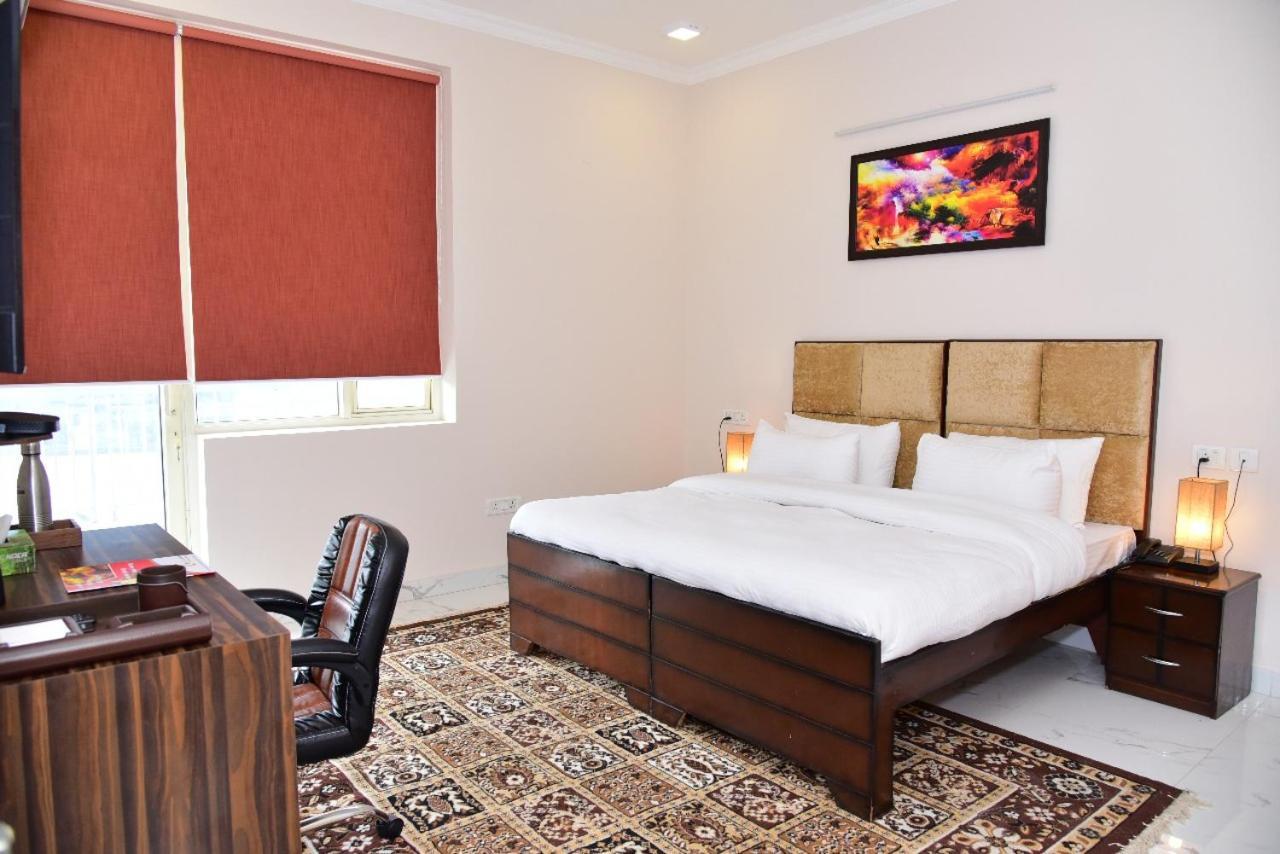 Arkaya Inn Gurgaon Exterior photo